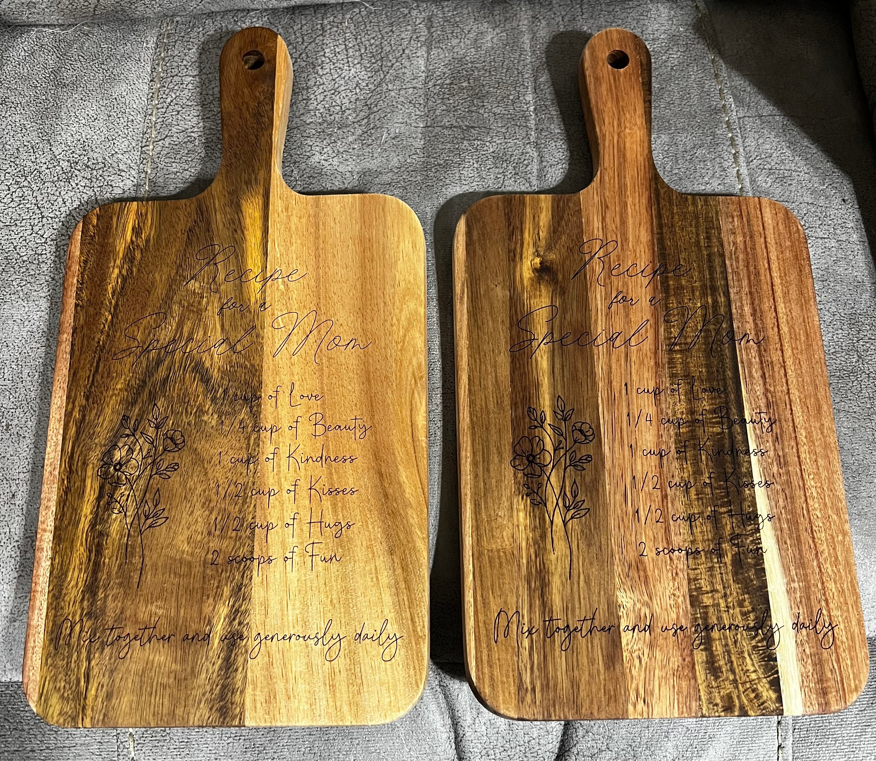 Cutting Board w/Handle